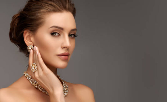 How to Choose Jewelry That Complements Your Skin Tone