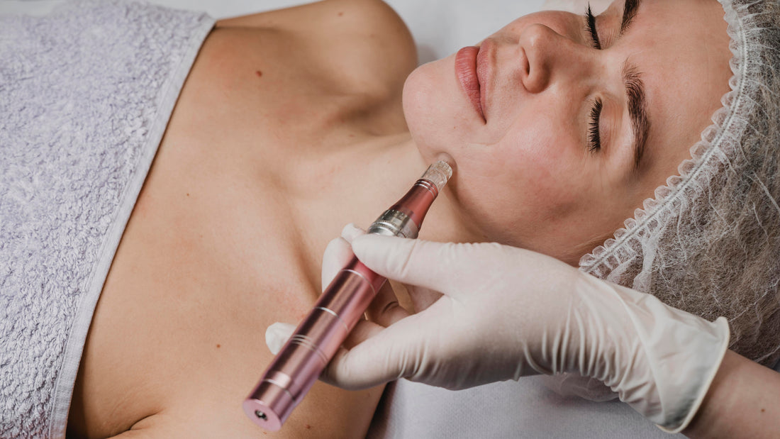 Transform Your Skincare with GLAMOORA's Diamond Microdermabrasion Wand