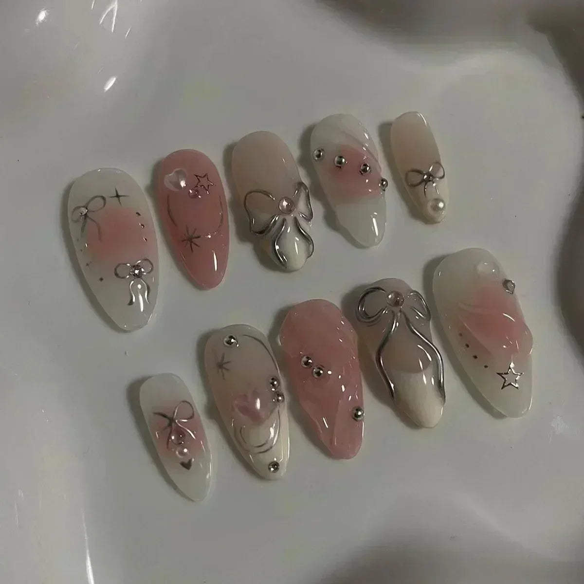 GLAMOORA Pink Butterfly Press-On Nails