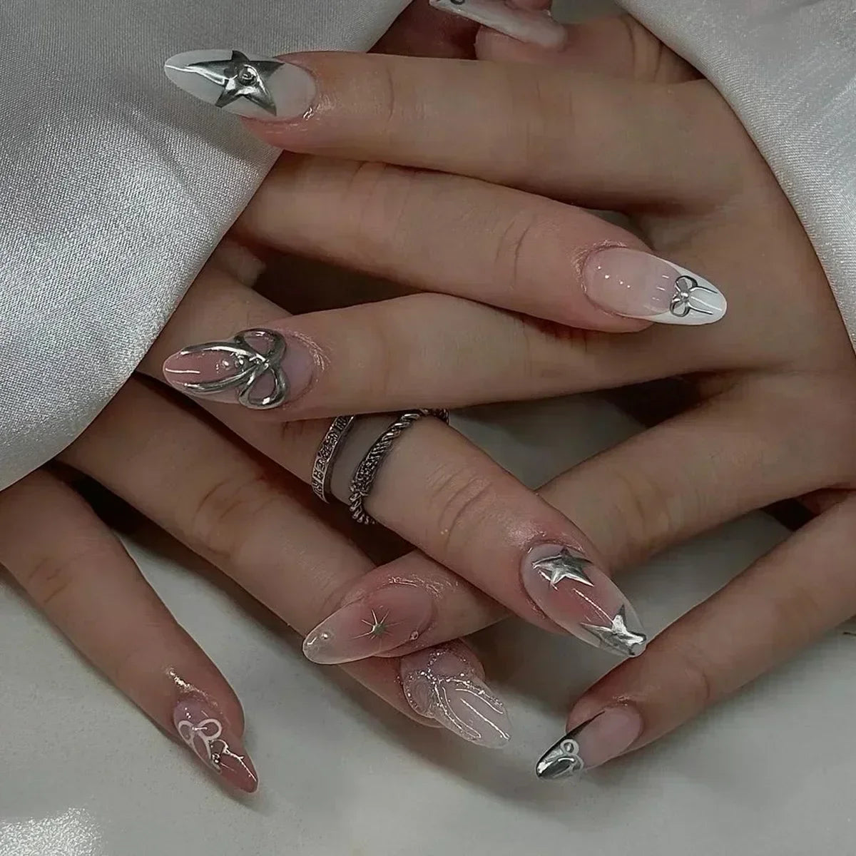 GLAMOORA Pink Butterfly Press-On Nails