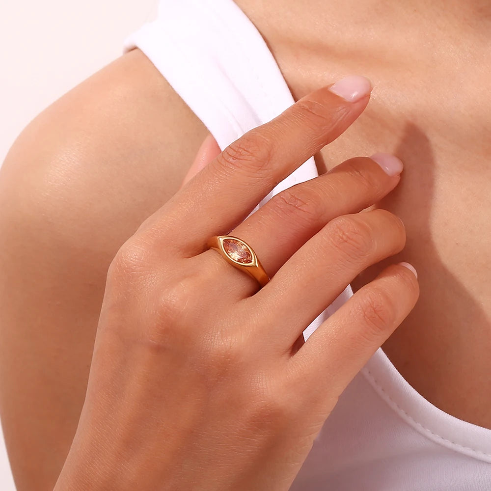 GLAMOORA Horse Eye Zircon Ring
