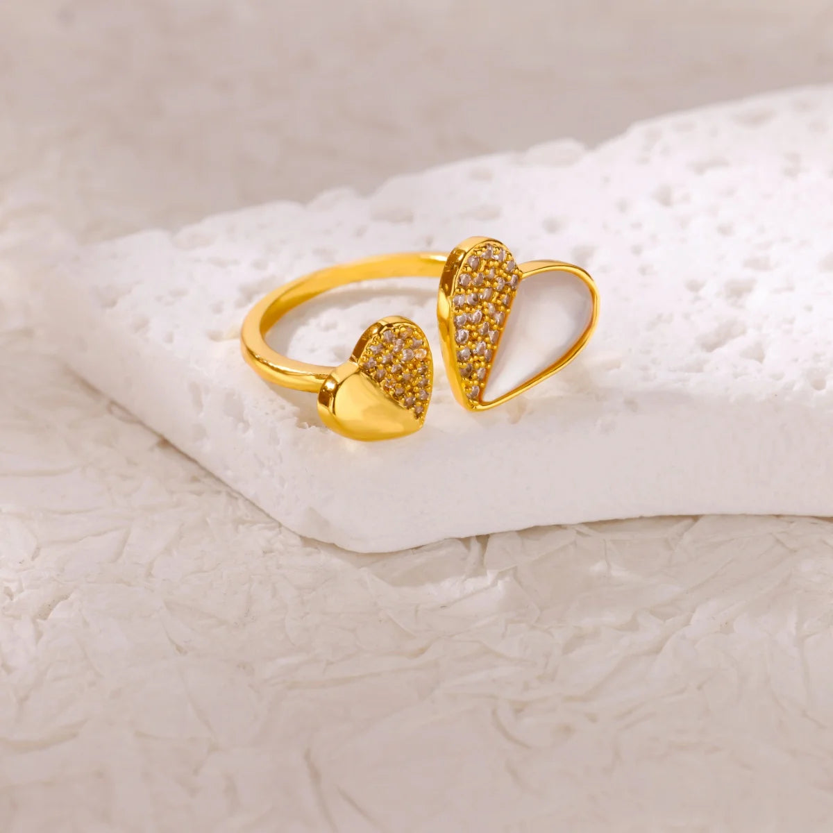 Glamoora Minimalist Imitation shell Heart Open Ring